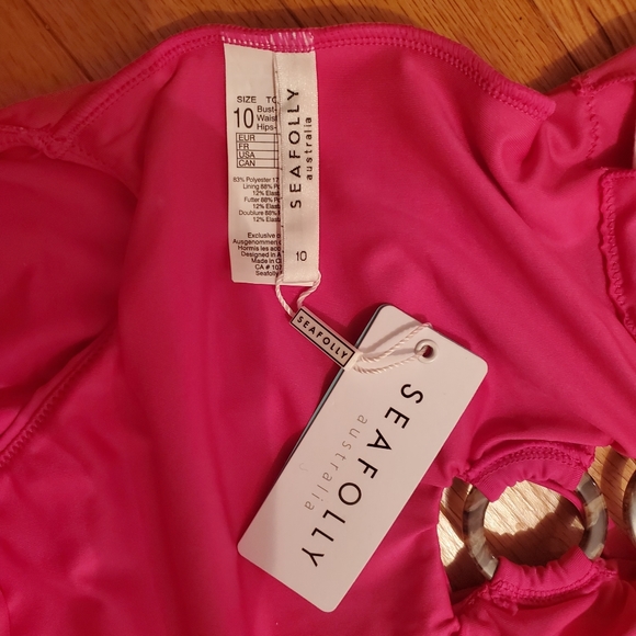 Seafolly swimsuit - Picture 7 of 7